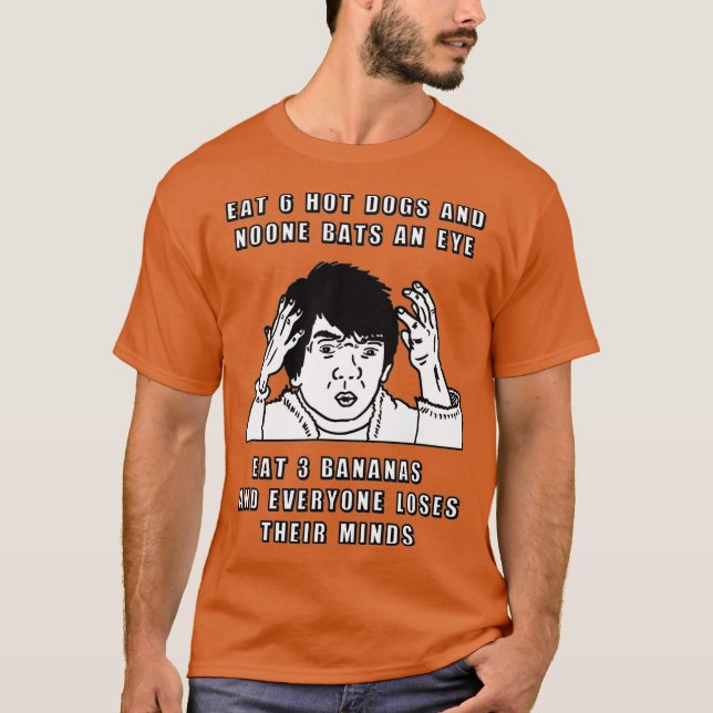Camiseta Coma 6 Perros Calientes 3 Bananas Meme Vegetariano (Anverso)