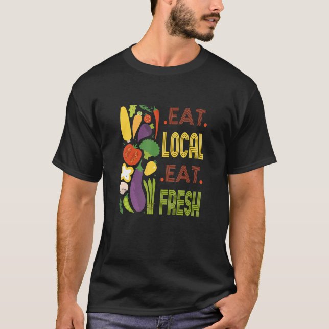 Camiseta Coma local en el mercado de Farmeru2019s Agri loca (Anverso)