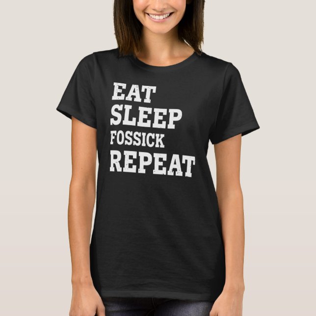 Camiseta Comer Sleep Fossick Repetir Sarcástico (Anverso)