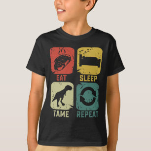Camiseta Comer Sleep Tame Repetir Dinosaurio Gaming Geek Fu