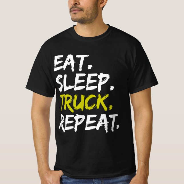 Camiseta Comer Sleep Truck Repeat Trucker Driver Funny (Anverso)