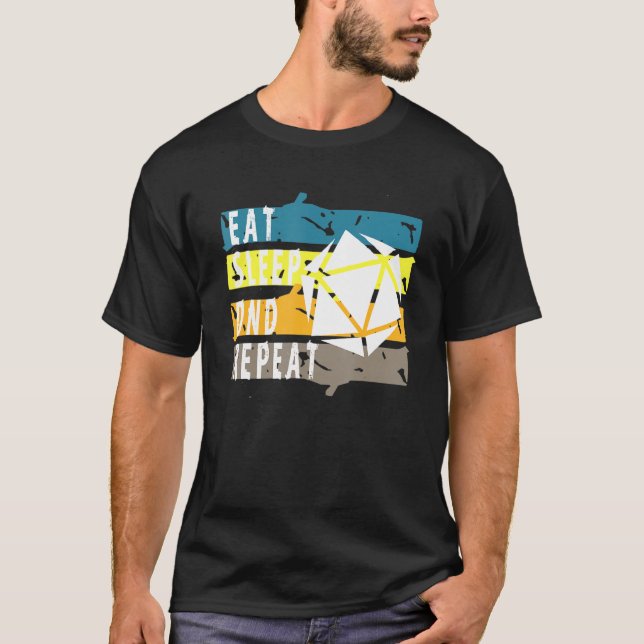 Camiseta Comer Sueño Dnd Repetir Dice Rpg Nerd Roleplay Gam (Anverso)