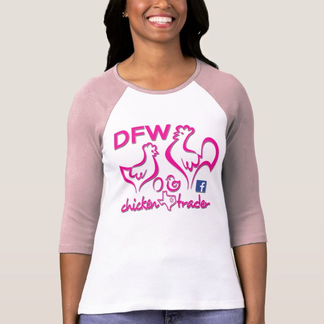Camiseta Comerciante del pollo de DFW/gráficos rosados (Anverso)