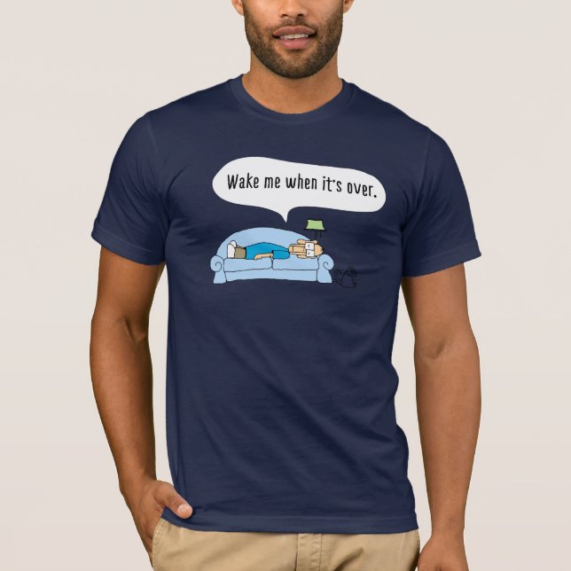 Camiseta Cómic divertido con camiseta. "Despiértame cuando  (Anverso)