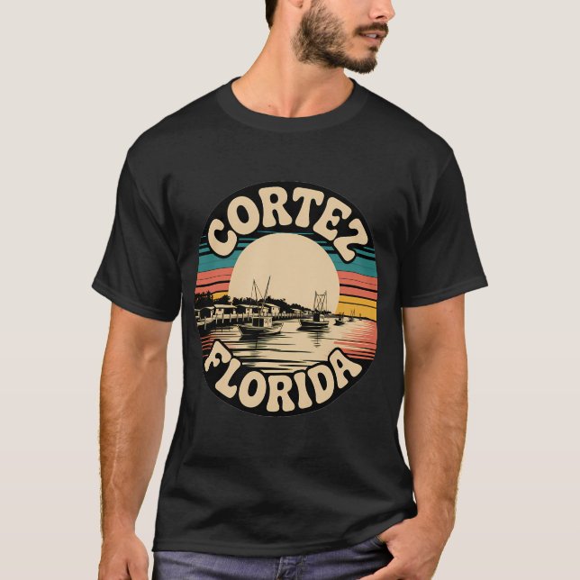 Camiseta Comillas España Barcos de Pesca Arte Pixel Costa (Anverso)