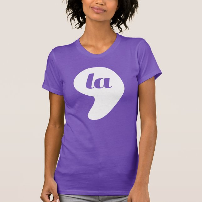 Camiseta Comma La - Kamala Purple (Anverso)