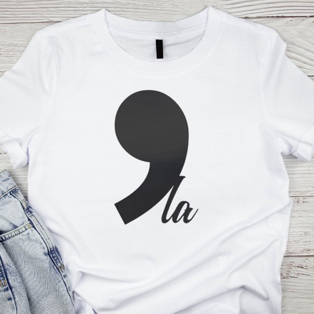 Camiseta Comma-La minimalista (Subido por el creador)