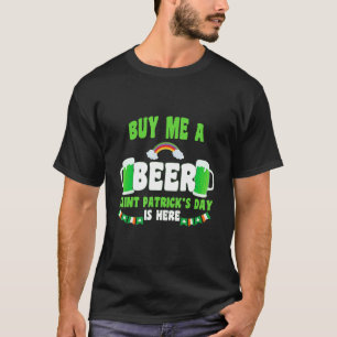 Camiseta Cómprame una cerveza El Día de San Patricio está a