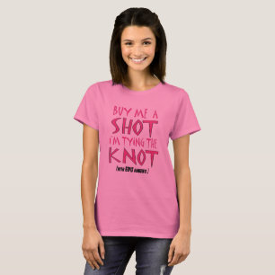 Camiseta Cómprame una foto que estoy atando el nudo