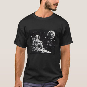 Camiseta con astronauta