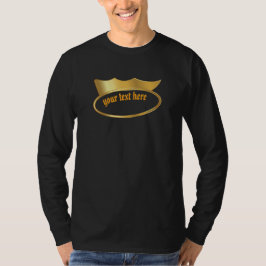 Camiseta con corona dorada y nombre gótico persona