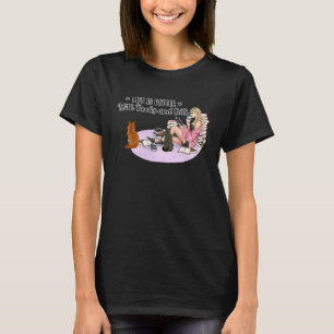 Camiseta Con Edward Gorey Gatos y Libros Mujeres
