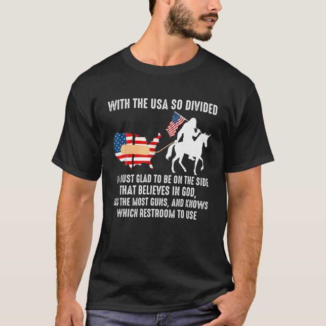 Camiseta Con Estados Unidos tan dividido que me alegra esta (Anverso)
