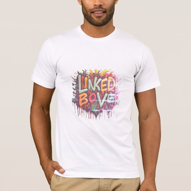 Camiseta con "Linked By Love". (Anverso)