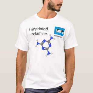 Camiseta con modelo de bola y palo de melamina