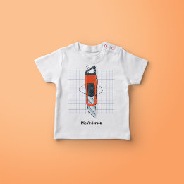 Camiseta con nombre de cortador dibujado a mano