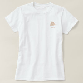 Camiseta con pequeña mariposa naranja minimalista