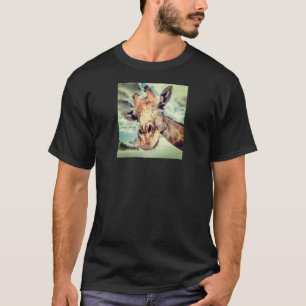 Camiseta con retrato de jirafa