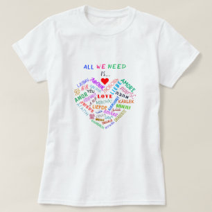 Camiseta con texto multi lenguaje palabra amor