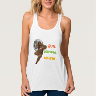 Camiseta Con Tirantes Corriendo Aventura Sasquatch Creer Diseño