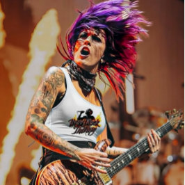 Camiseta Con Tirantes Heavy Rock Is My Therapy