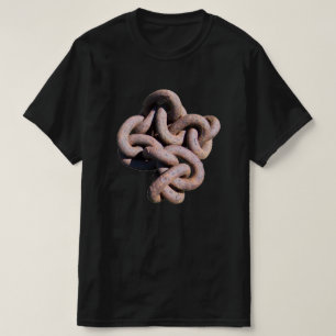 Camiseta con un Metalizado diseño de cadena