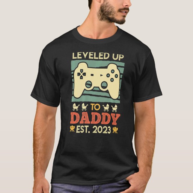 Camiseta Con Un Nivel De Hasta Papi 2023. Papá Esperante 20 (Anverso)