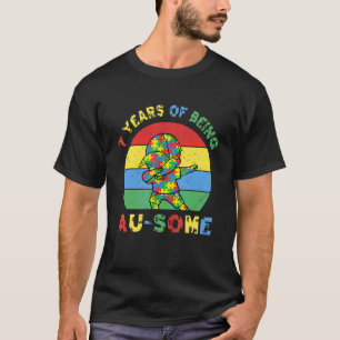 Camiseta Conciencia del autismo Empujando a alucinante bebé