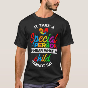 Camiseta Conciencia sobre el autismo que necesita apoyo esp