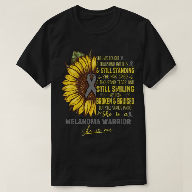 Camiseta Conciencia sobre Melanoma Ella Es Una Guerrera De  (Diseño del anverso)