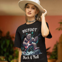 Concierto de rock nocturno de Bigfoots