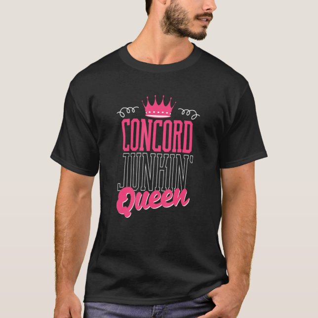 Camiseta Concord Junkin Queen Thrifter  Garage Sales Picker (Anverso)