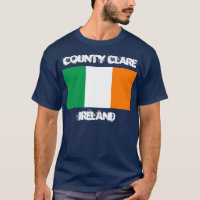 Condado Clare, Irlanda con la bandera irlandesa