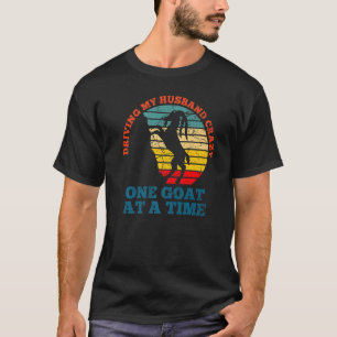 Camiseta Conducir a mi esposo loco una cabra a la vez - cab