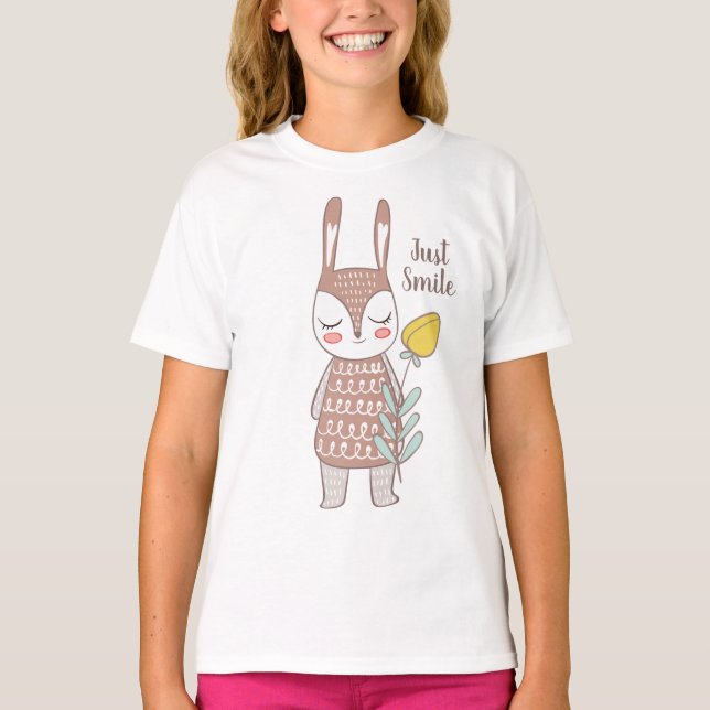 Camiseta Conejito de primavera con una flor amarilla, adora (Anverso)
