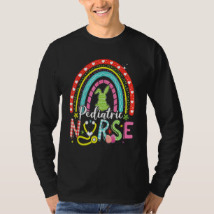 Camiseta Conejito lindo arcoiris Enfermera pediátrica conej