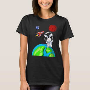 Camiseta Conejo de astronauta de cohetes en el espacio exte