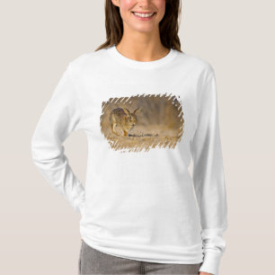 Camiseta Conejo de cola de algodón oriental saltando