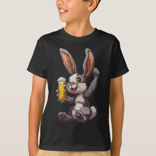 Camiseta Conejo de Pascua bebiendo una cerveza fría en el d