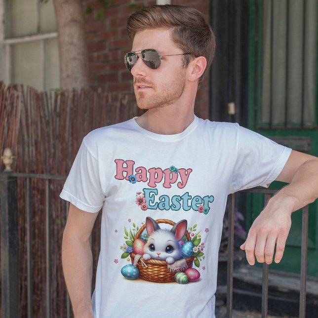 Camiseta Conejo de Pascua con huevos y flores (Cute Easter Bunny in Basket with Eggs and Flowers. Men Basic White T-Shirt)