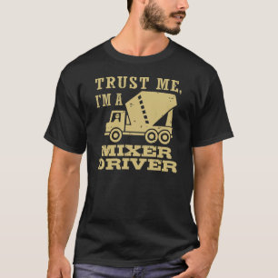 Camiseta Confía en mí. Soy un controlador mezclador.