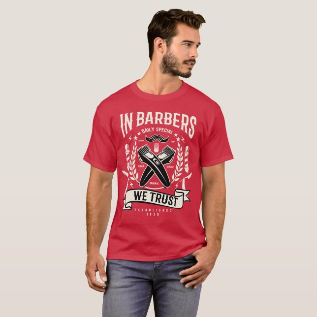 Camiseta Confiamos en los barberos (Anverso completo)