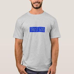 Camiseta Confiar en Dios