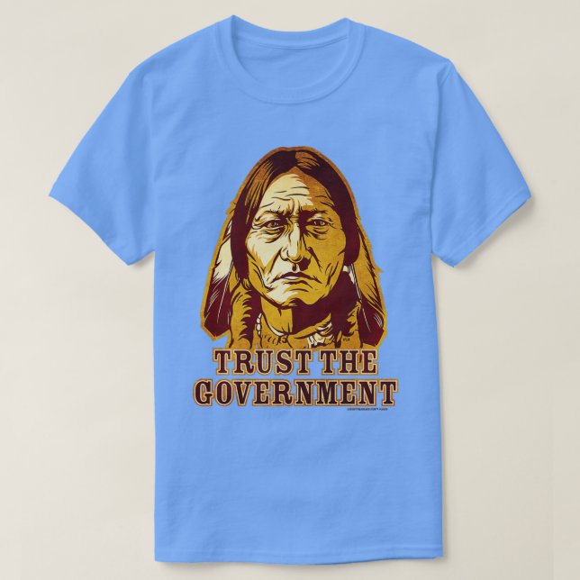 Camiseta Confiar en la edición gubernamental de bull  (Diseño del anverso)