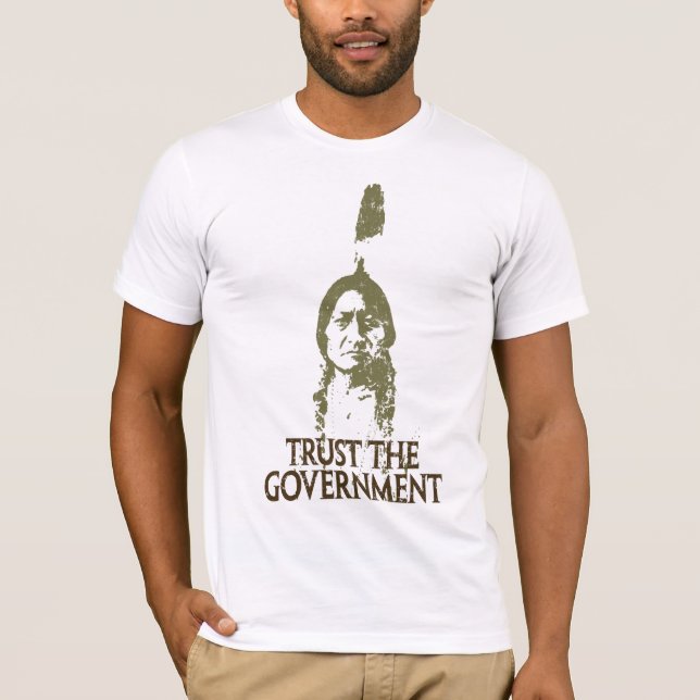 Camiseta Confíe en al gobierno (Anverso)