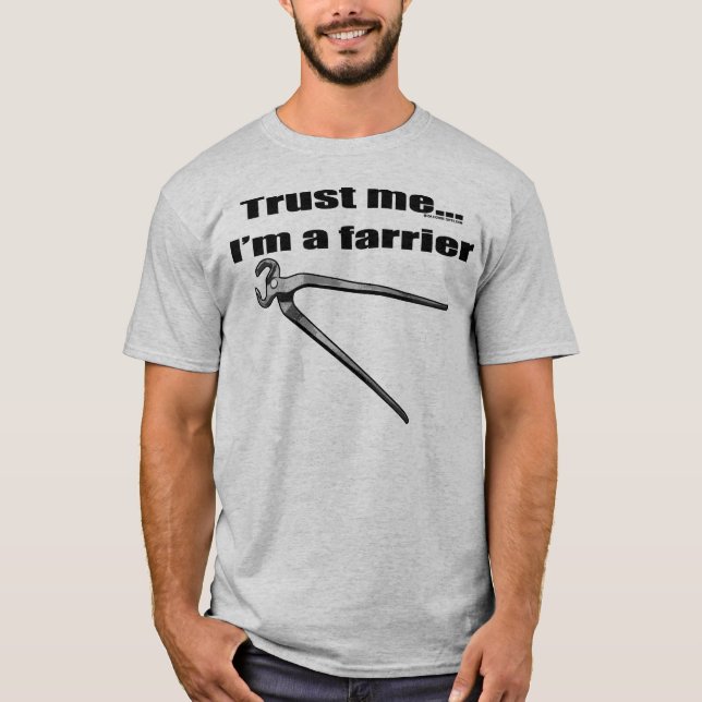 Camiseta Confíe en que yo es herrador (Anverso)