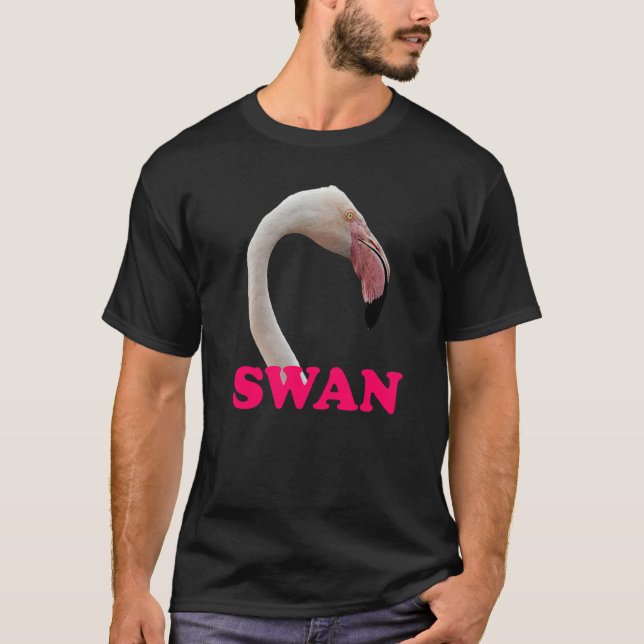 Camiseta Confusión De Flamingo Rosado De Cisne Meme De Adul (Anverso)