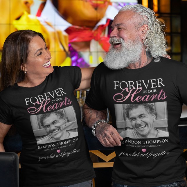 Camiseta conmemorativa del funeral color rosa negr (Subido por el creador)