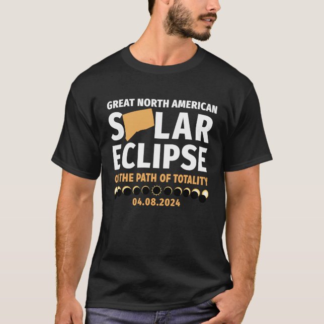 Camiseta Connecticut On The Path Of Totality Solar Eclipse  (Anverso)