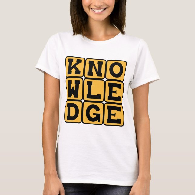 Camiseta Conocimiento, Sabiduría Educada (Anverso)